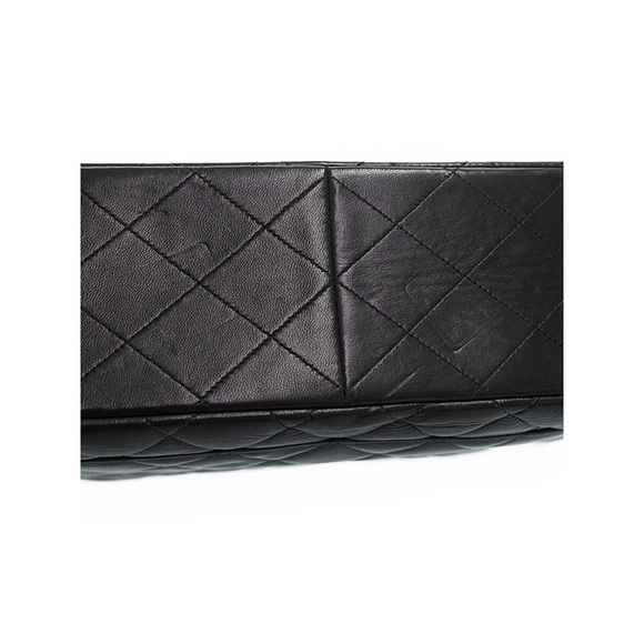 Chanel Deca Matelasse Chain Shoulder Bag Lambskin - Picture 5 of 9